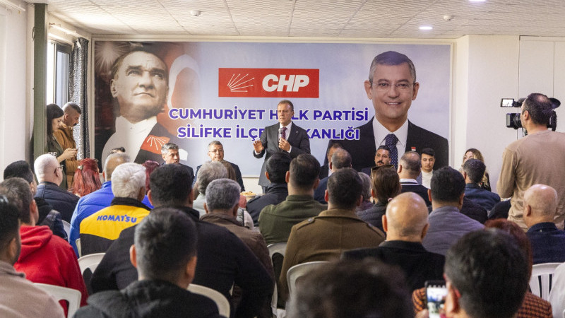 BAŞKAN SEÇER, CHP SİLİFKE İLÇE BAŞKANLIĞI’NI ZİYARET ETTİ