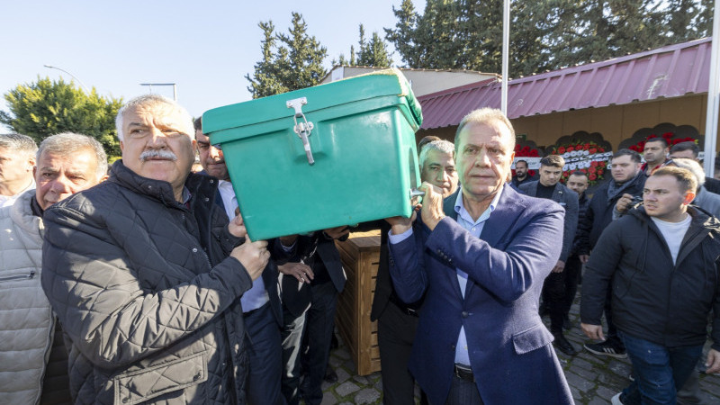 BAŞKAN SEÇER, HALASINI SON YOLCULUĞUNA UĞURLADI