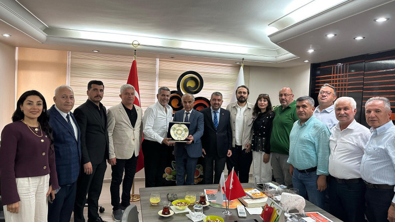 MHP MERSİN MİLLETVEKİLİ UYSAL, MEZİTLİ VE YENİŞEHİR’DE ZİYARETLERDE BULUNDU