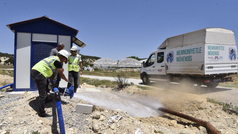 GÜZELOLUK MAHALLESİ’NDE SU TEMİNİ GÜVENCE ALTINA ALINDI