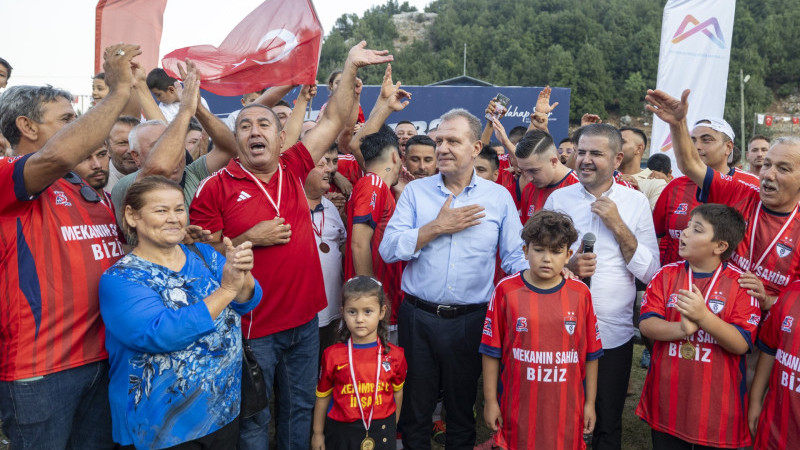 BAŞKAN SEÇER: “BURADA HER YIL KARDEŞLİK KAZANIYOR”
