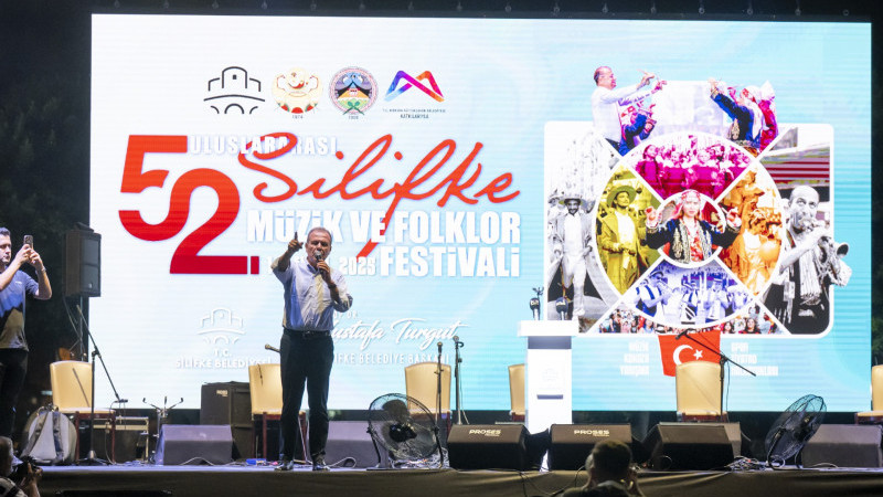 SEÇERLER, ‘52. ULUSLARARASI SİLİFKE MÜZİK VE FOLKLOR FESTİVALİ’NİN AÇILIŞINA KATILDI