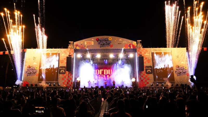 4. ‘MERSİN GENÇLİK FESTİVALİ’ DOLUDİZGİN BAŞLADI