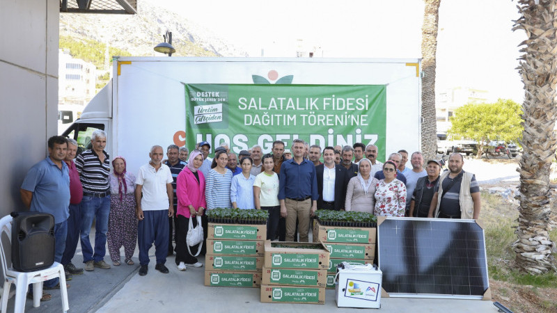 BÜYÜKŞEHİR’DEN AYDINCIK’TA ÜRETİCİYE ÇİFTE DESTEK