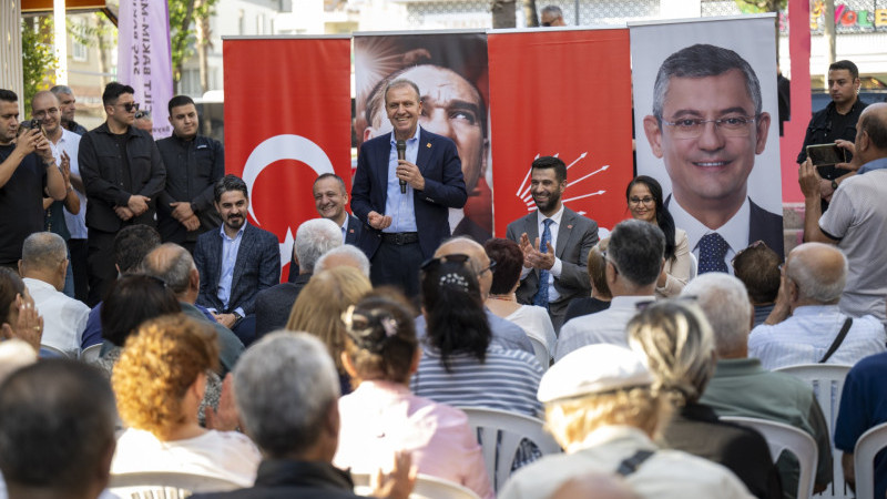 BAŞKAN SEÇER’DEN AKDENİZ VE YENİŞEHİR İLÇE BAŞKANLIKLARI’NA ZİYARET