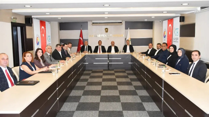 BORSADAN KAYSERİ TİCARET BORSASI’NA ZİYARET VE İŞ BİRLİĞİ PROTOKOLÜ