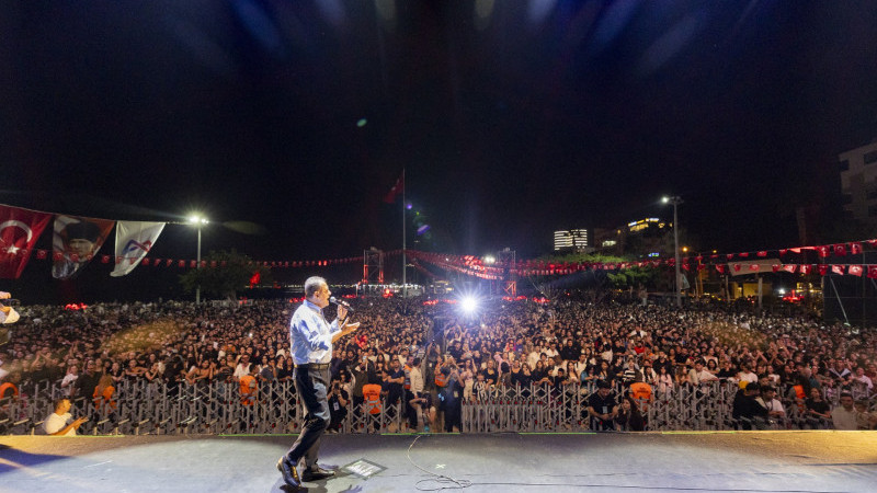 BAŞKAN SEÇER, GENÇLERİN ‘4. MERSİN GENÇLİK FESTİVALİ’ COŞKUSUNA ORTAK OLDU