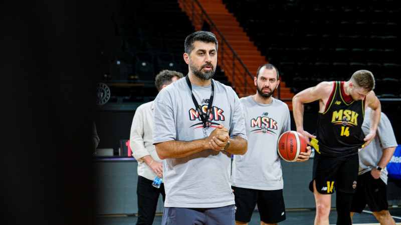 MSK SERİ PEŞİNDE