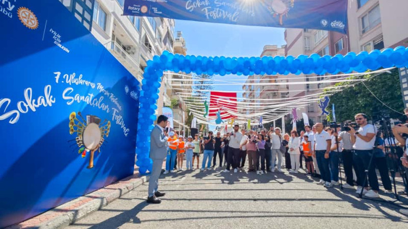 Yenişehir sokak sanatçıları festivaliyle renklendi