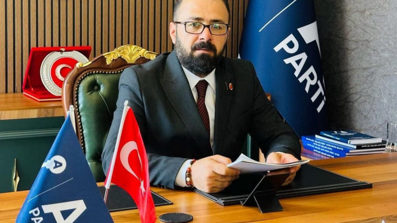  ‘KADES 8.6 MİLYON KADININ ÇIĞLIĞIDIR; KADINI UYGULAMAYLA DEĞİL, DEVLET GÜVENCESİYLE KORUYUN!’