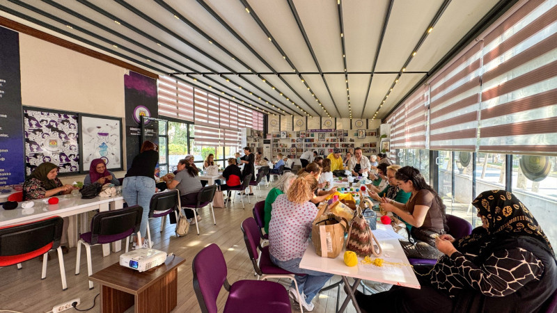 LÖSEMİLİ ÇOCUKLAR YARARINA DAYANIŞMA ATÖLYESİ GERÇEKLEŞTİRİLDİ