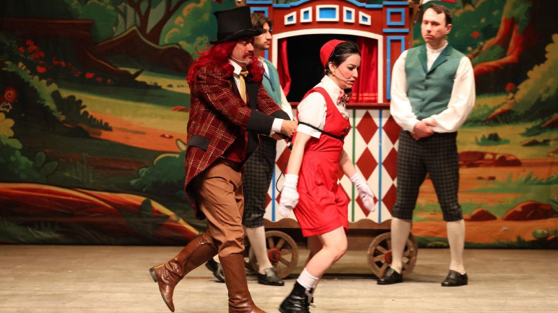 “Kuklacı” , Minik Seyircileriyle Buluşuyor.