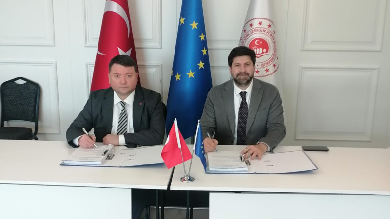 TARSUS’TA YEŞİL ÇATI DÖNEMİ BAŞLIYOR