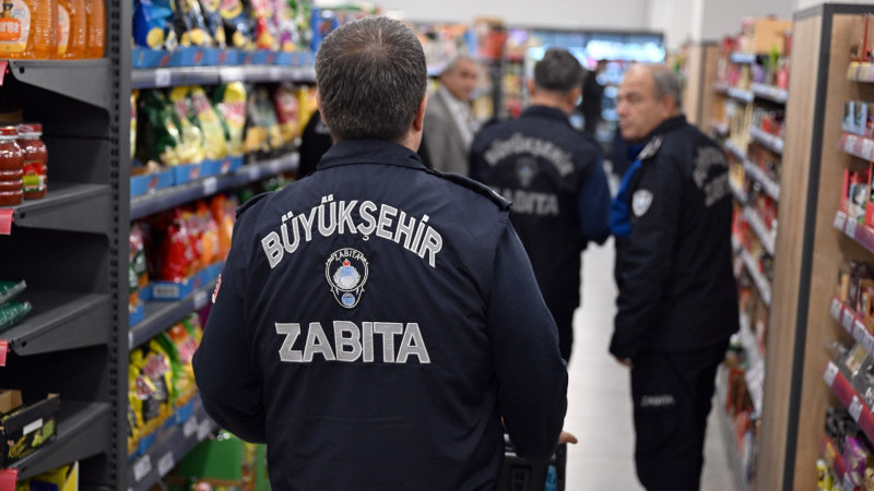  ZABITA EKİPLERİ KENTTE DENETİMLERİNİ SÜRDÜYOR