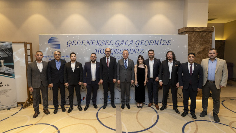 BAŞKAN SEÇER, ELEKTRİK MÜHENDİSLERİ ODASI MERSİN ŞUBESİ’NİN 71. YIL DÖNÜMÜ GALA GECESİ’NE KATILDI