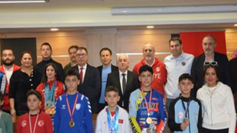 TARSUS TİCARET VE SANAYİ ODASI BAŞARILI SPORCULARI ÖDÜLLENDİRDİ