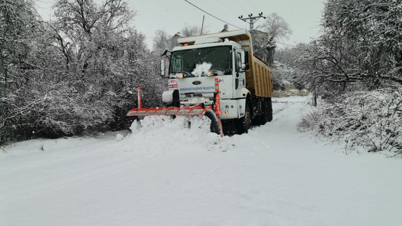 KAR YAĞIŞINA KARŞI BÜYÜKŞEHİR’DEN ÖNLEM