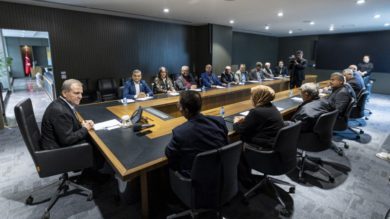 TARSUS MUHTARLAR DERNEĞİ’NDEN BAŞKAN SEÇER’E ZİYARET