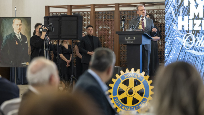 BAŞKAN SEÇER, ‘TOROS ROTARY MESLEK HİZMETLERİ ÖDÜL TÖRENİ’NE KATILDI