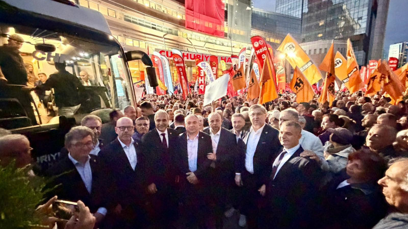OZAN VARAL, “PARTİMİZE, İRADEMİZE SAHİP ÇIKIYORUZ” BULUŞMASINDA