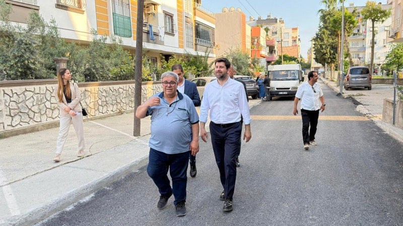 ANIT MAHALLESİ’NDE YOLLAR SICAK ASFALTLA YENİLENDİ