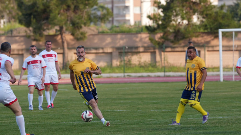 TARSUS İLE GÖNYELİ ARASINDA DOSTLUK MAÇI