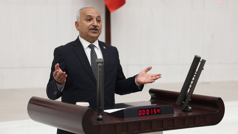 DİNÇER: “KURGULARLA VE FEZLEKELERLE SİYASİ MÜCADELEMİZİ ENGELLEYEMEZSİNİZ”