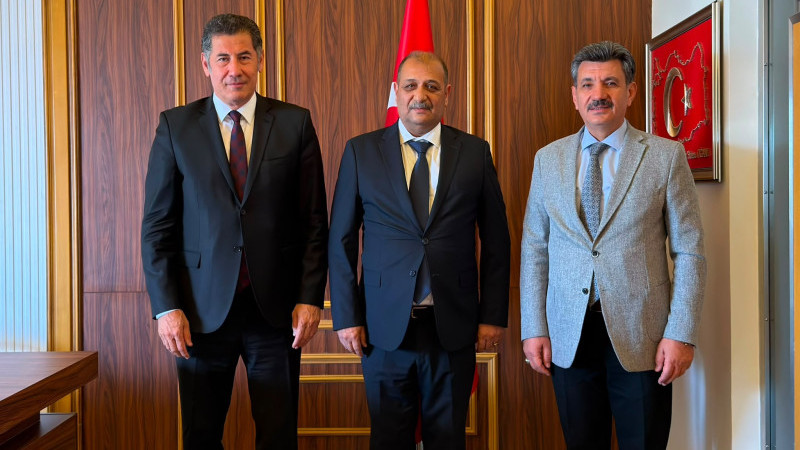 HAMİT KARIŞ: “TÜRKİYE’NİN ORTAK GELECEĞİNİ BİRLİKTE KURACAĞIZ”