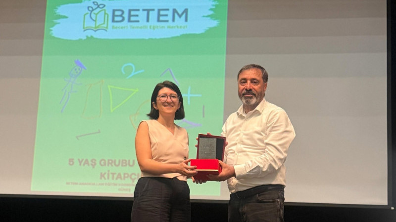 BETEM’DE ÖĞRETMENLER İÇİN FARK YARATAN EĞİTİM