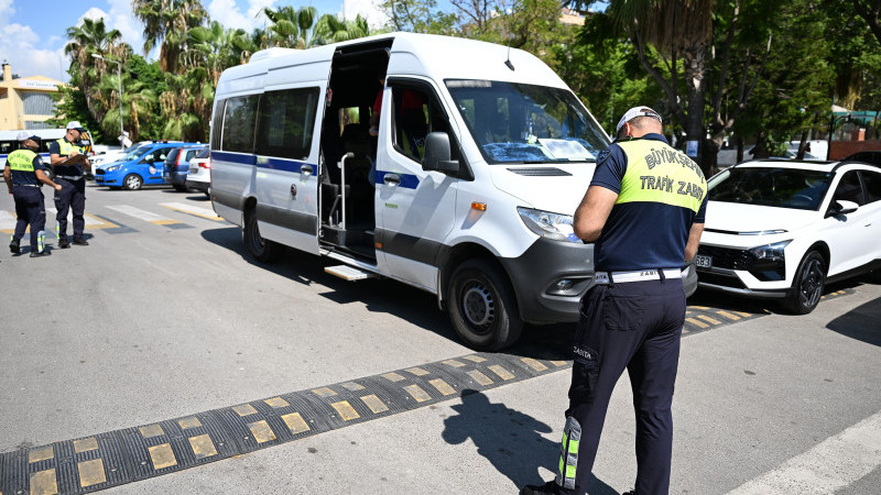 MERSİN BÜYÜKŞEHİR’DEN OKUL SERVİSLERİNE SIKI DENETİM