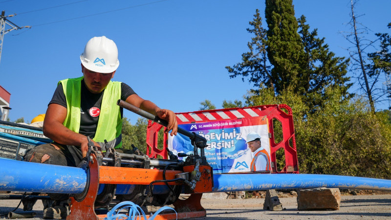 MESKİ’DEN AYDINCIK’TA İÇME SUYU HATTI YENİLEME ÇALIŞMASI